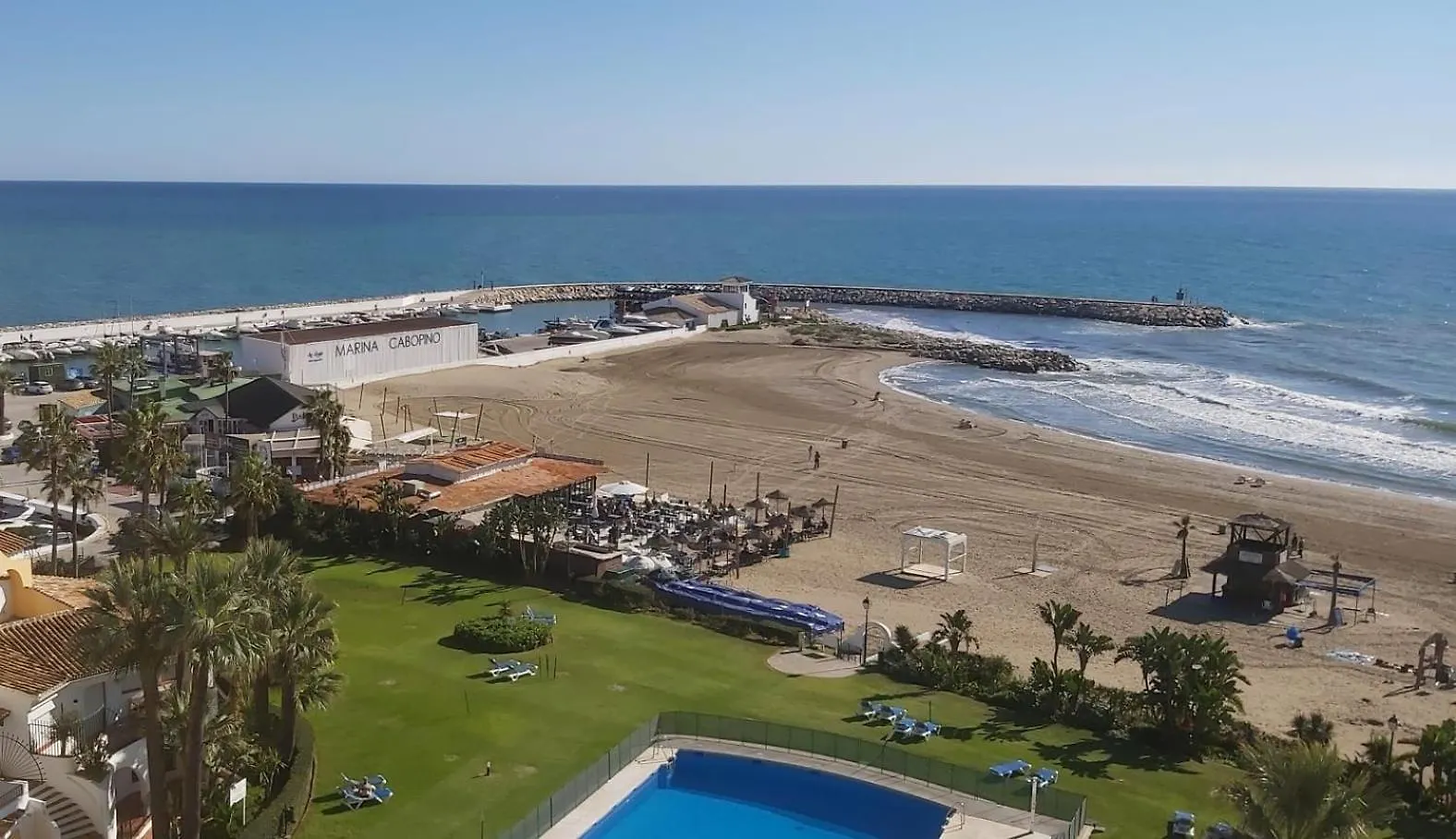 Beautiful Frontline Apartment Marbella 0*,