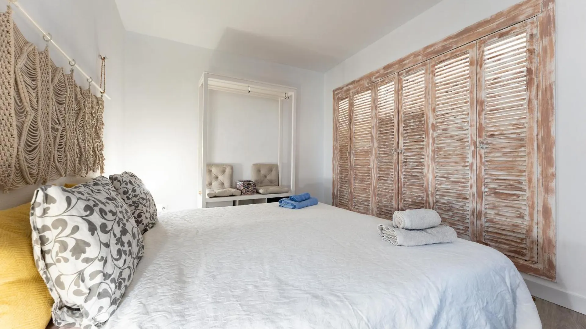 Beautiful Frontline Apartment Marbella Spanien